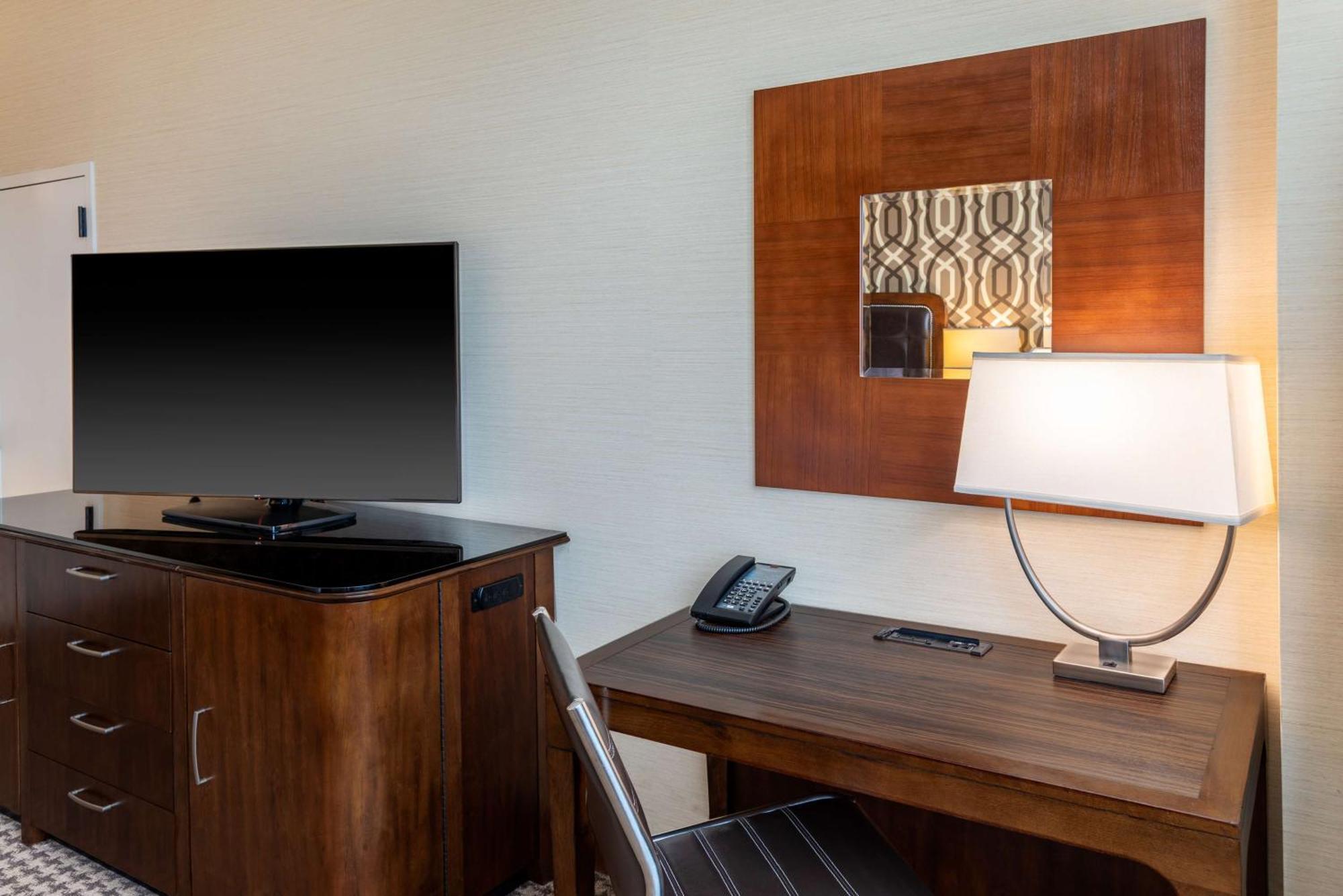 ฮิลตัน อเล็กซานเดรีย มาร์ค เซ็นเตอร์ Hotel ภายนอก รูปภาพ
