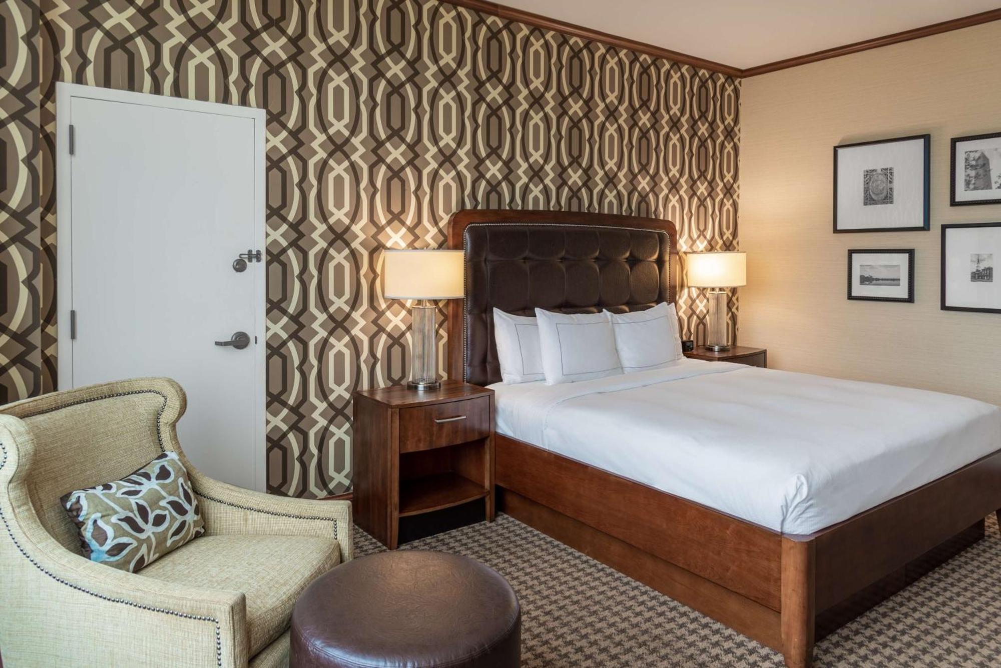 ฮิลตัน อเล็กซานเดรีย มาร์ค เซ็นเตอร์ Hotel ภายนอก รูปภาพ
